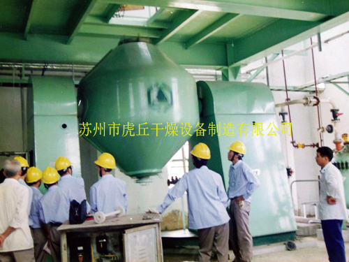 成型設(shè)備搬運(yùn)
